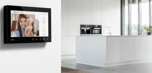 Gira Wohnungsstation bei Krämer Elektrotechnik in Ostfildern